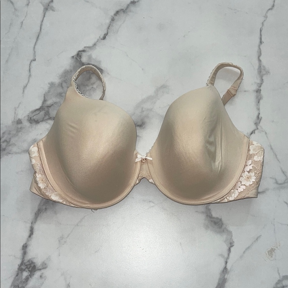 Victoria Secret Nude Lace Bra